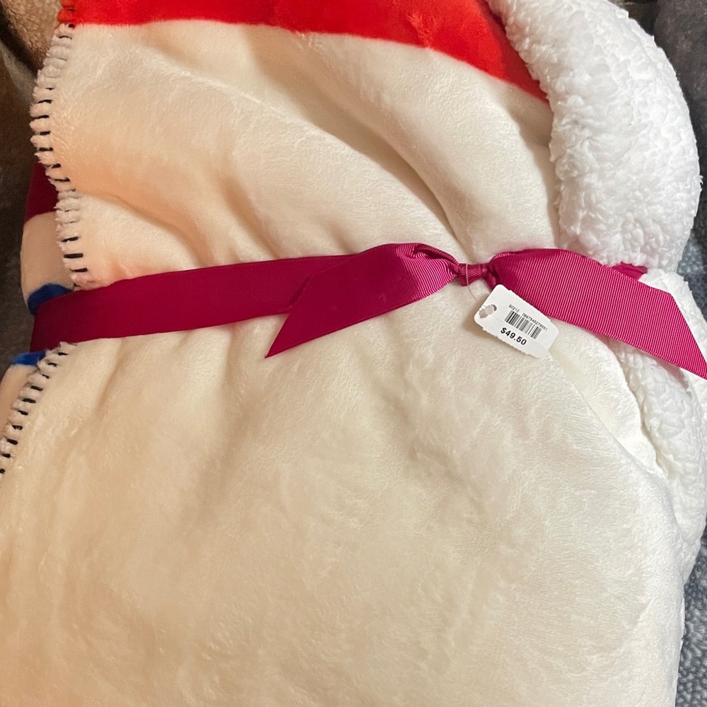 Bath and Body Works brand new Sherpa blanket new with tags